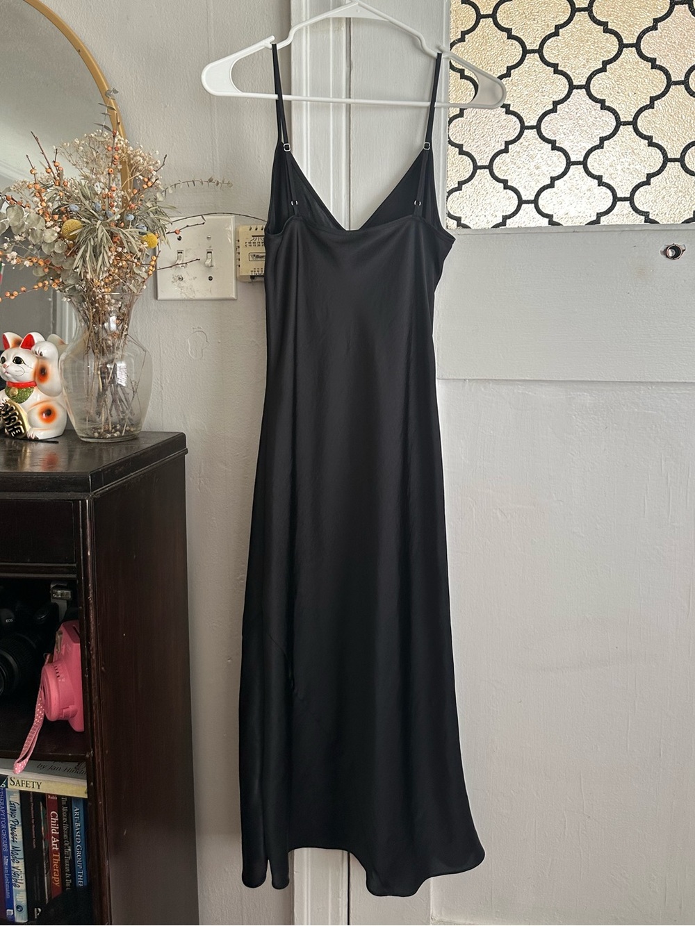 Aritzia Wilfred Only Slip Satin Midi Dress - Black - Picture 8 of 8
